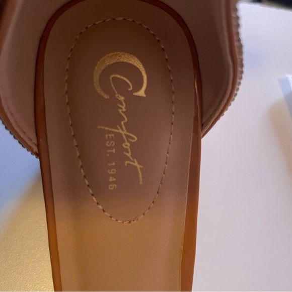 Gold Strappy Sparkly Jewel Open Toe Square Heel Shoes - Picture 9 of 11